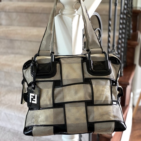 FENDI TOTE BAG - Picture 2 of 14